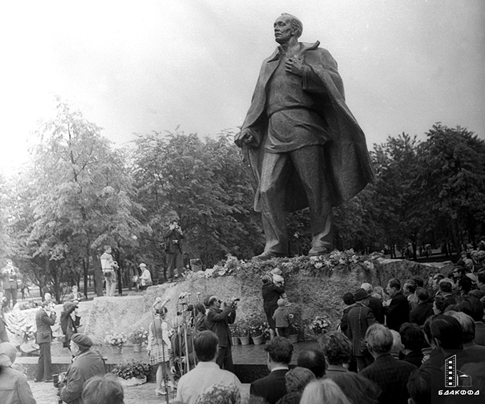 На открытии памятника народному поэту БССР Я.Купале в парк им.Янки Купалы г.Минске, 1972 г. г.Минск, Фототека редакции газеты «Шлях камунізму» М.Буглак-стр. 0