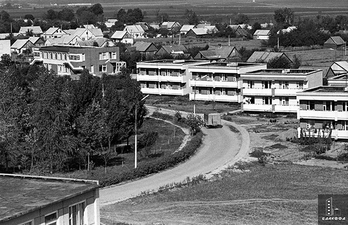 Вид на жилые дома в колхозе «Прогресс» Гродненского района, 24 октября 1979 г., Гродненская обл. Фотохроника БелТА, В.Межевич-стр. 0